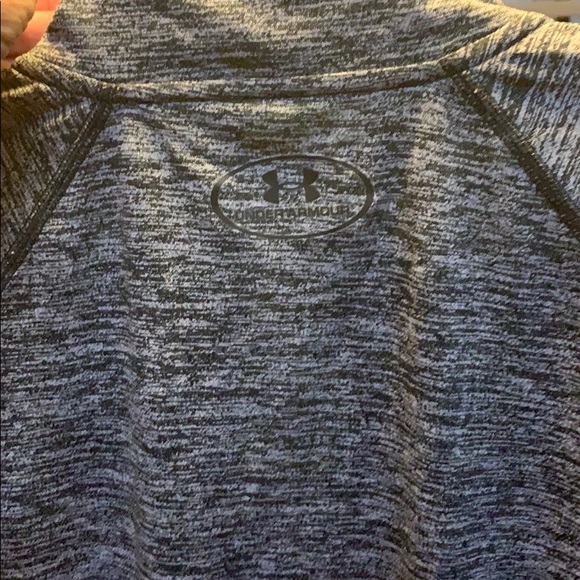 Under Armour heatgear Loose Size Small - Picture 4 of 6